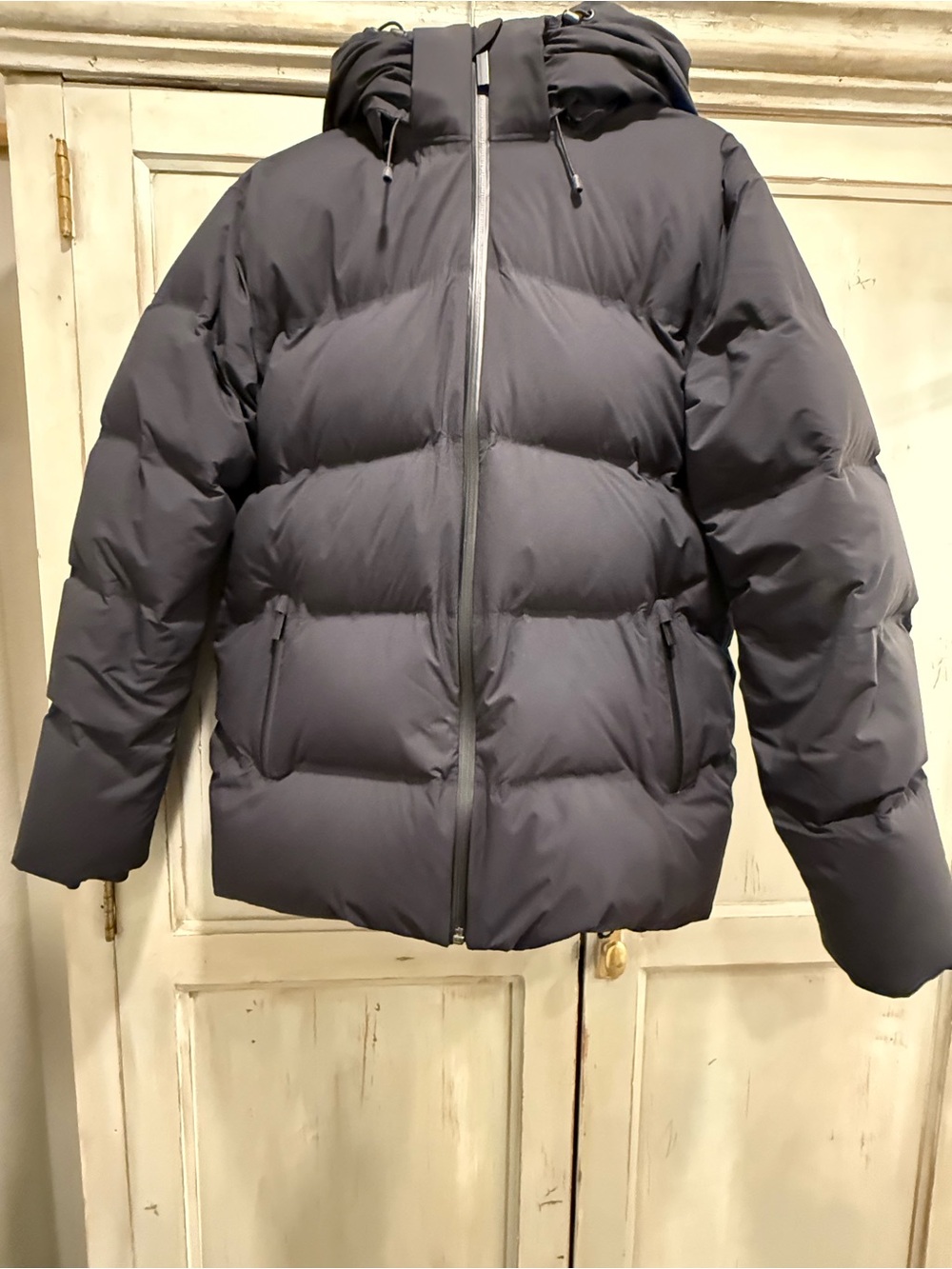 Aritzia The Super Puff2O Jacket